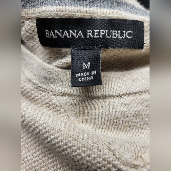 Banana Republic Thick Shirt Light Sweater Size M - Picture 6 of 6